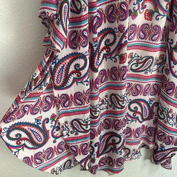 ❗️SOLD❗️Cato Pink and Purple Paisley Lace Accent Kimono - Picture 5 of 5